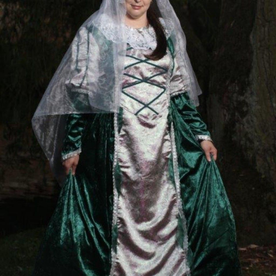 Zilveren middeleeuwse jurk