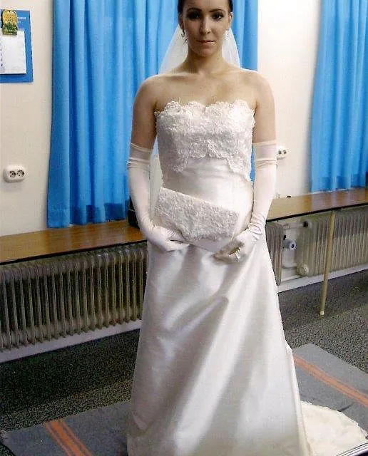 Eenvoudige bruidsjurk